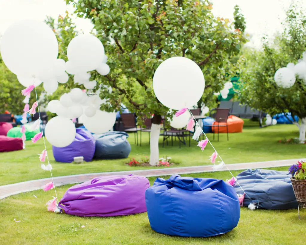 backyard party decor ideas