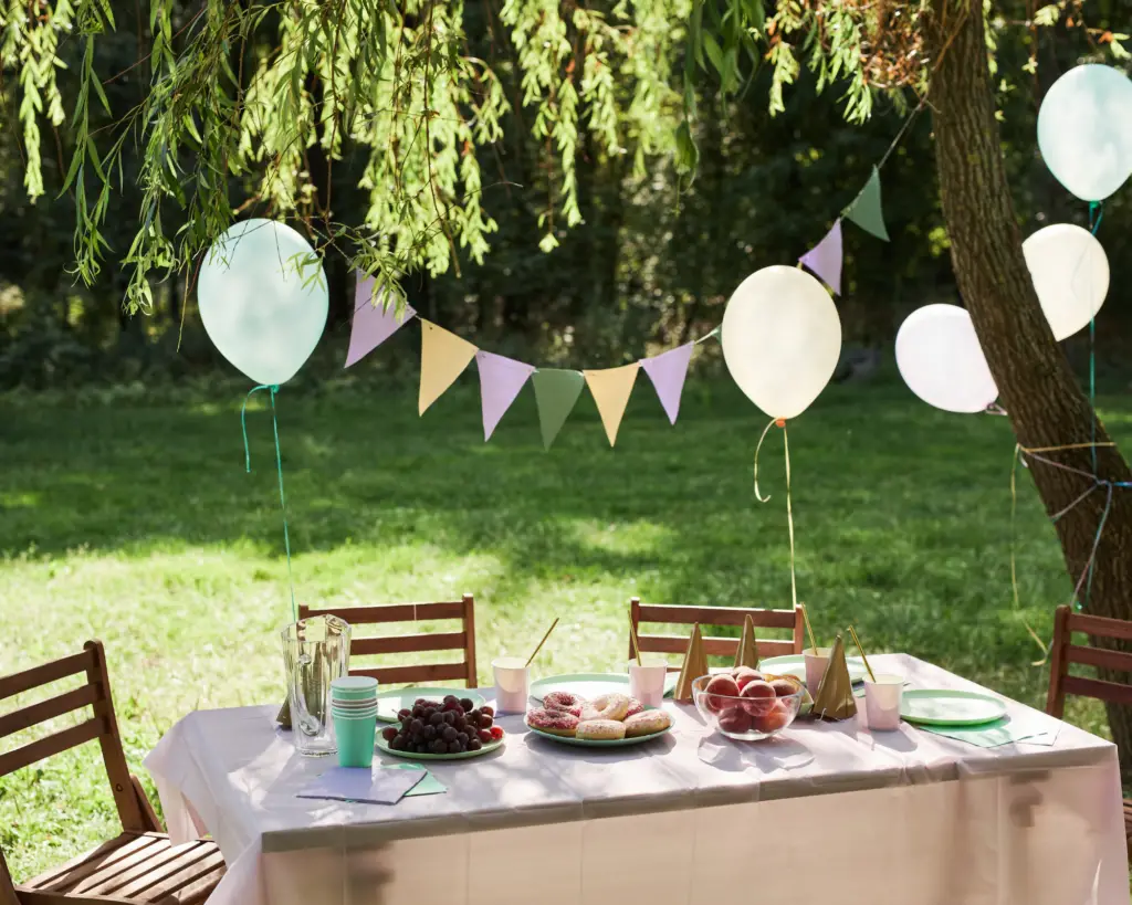 backyard party decor ideas